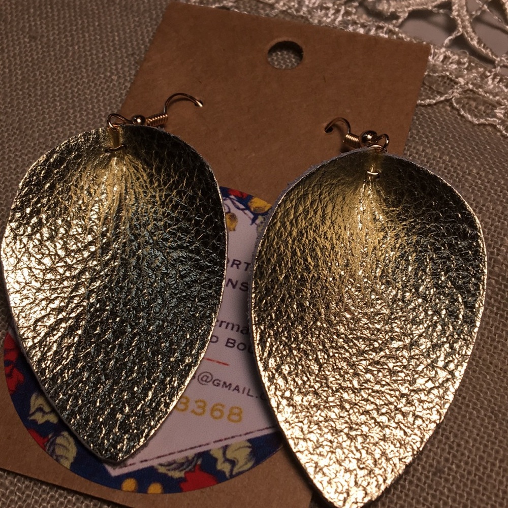 Leather earrings!